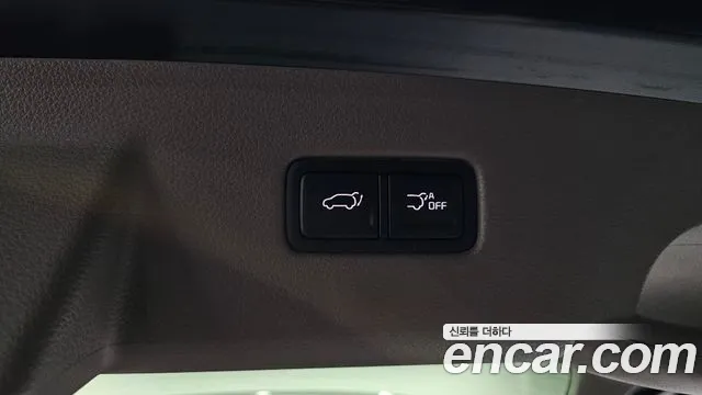 Kia Canival Carnival 4 поколение Бензин 7 мест Signature — Фото автомобиля 22