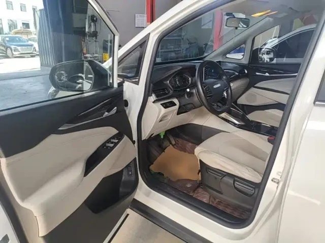 Maxus G50 — Фото автомобиля 15