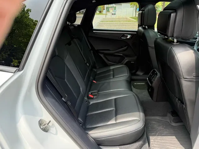 Porsche Macan — Фото автомобиля 17