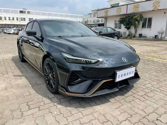 Фотография автомобиля — Changan UNI-V