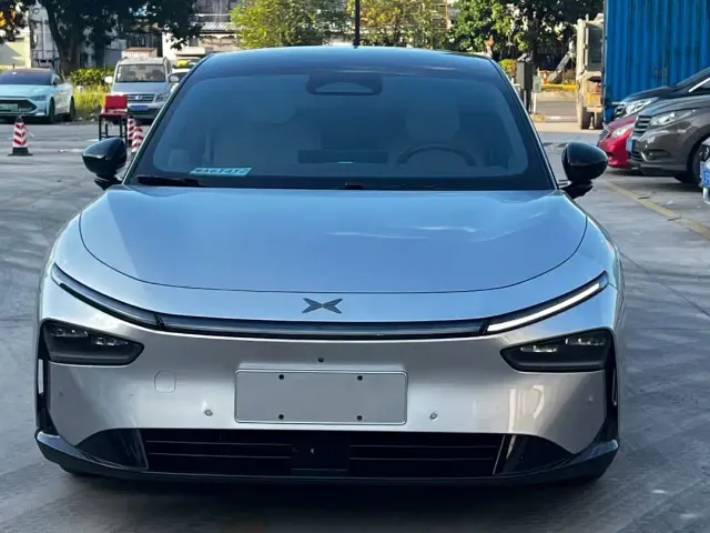 Xpeng P7+ — Фото автомобиля 2