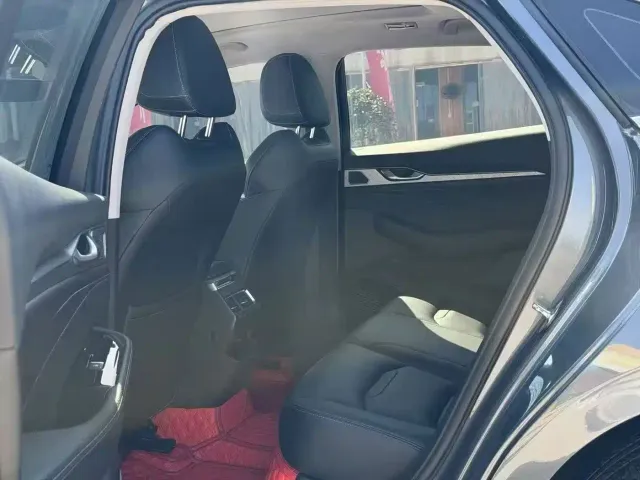 Geely Xingrui — Фото автомобиля 4
