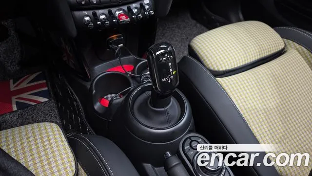 MINI Cooper — Фото автомобиля 12