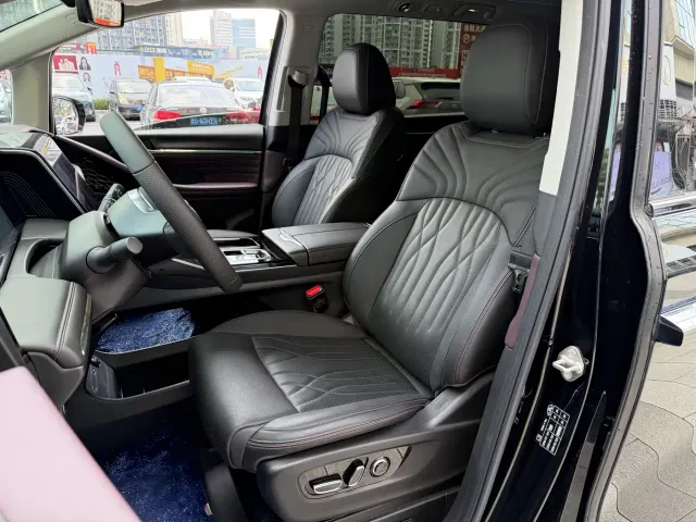 GAC Trumpchi M8 — Фото автомобиля 7