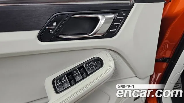 Porsche Macan — Фото автомобиля 29