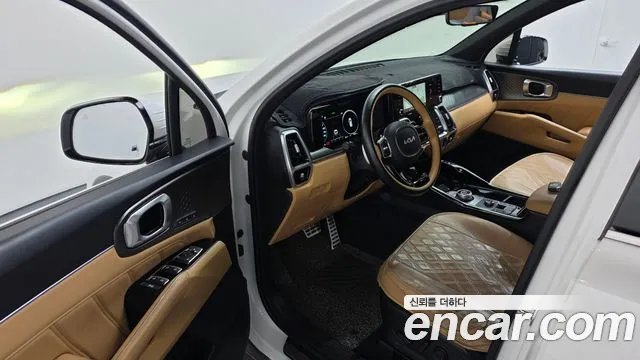 Kia Sorento Sorento 4-е поколение Бензин 2.5T 2WD — Фото автомобиля 10