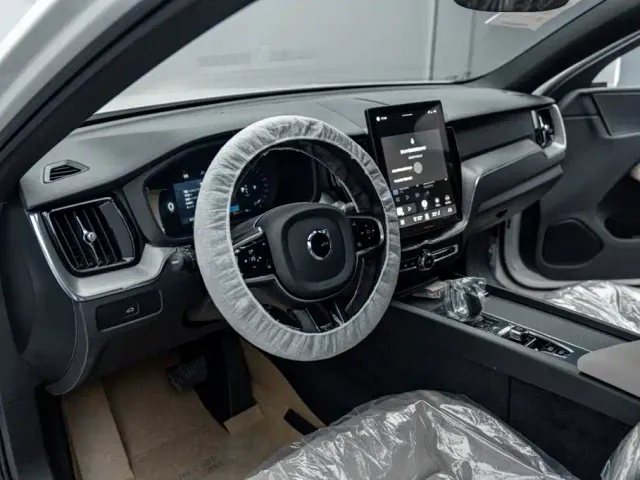 Volvo XC60 — Фото автомобиля 7