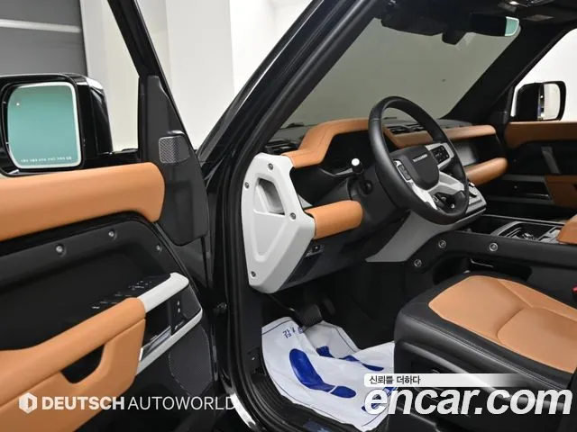 Land Rover Defender Defender (L663) 110 P300 X-Dynamic SE — Фото автомобиля 11