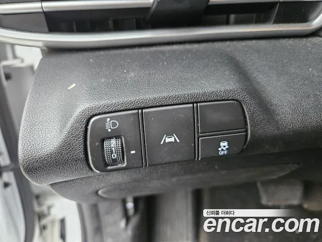 Hyundai Avante CN7 — Фото автомобиля 13