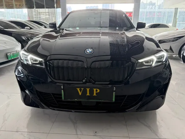 BMW i3 — Фото автомобиля 2