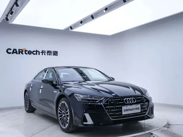 Audi A7L — Фото автомобиля 8