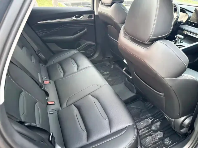 Geely Xingrui — Фото автомобиля 19