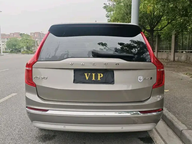 Volvo Volvo XC90 2022 B5 Smart Luxury 7-Seater — Фото автомобиля 2