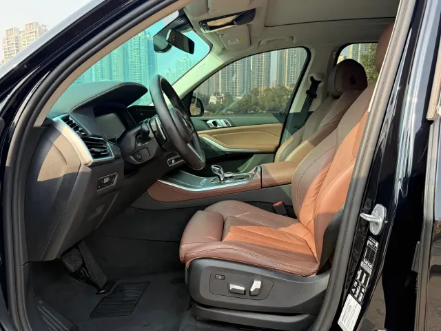 BMW X5 — Фото автомобиля 7