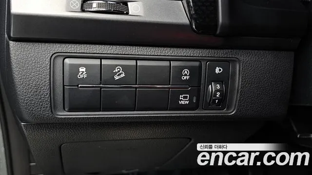 KG_Mobility_Ssangyong Rexton Новый Rexton Sport Дизель 2.2 4WD — Фото автомобиля 13