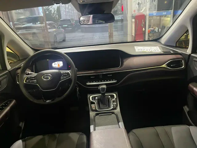 GAC Trumpchi M6 — Фото автомобиля 6