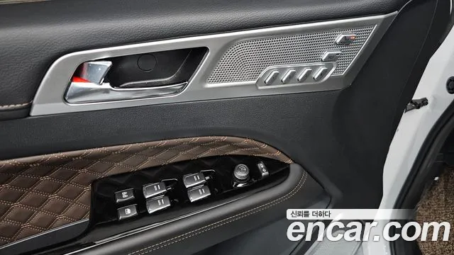 KG_Mobility_Ssangyong Rexton All Rexton Дизель 2.2 4WD — Фото автомобиля 28