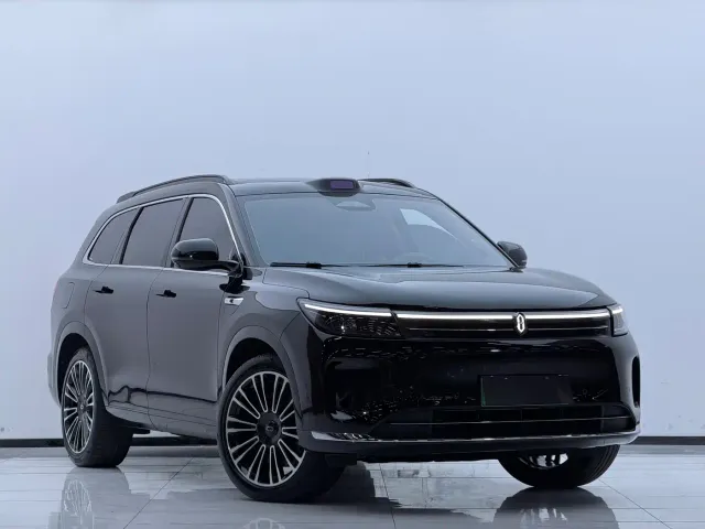 Aito M7 — Фото автомобиля 3