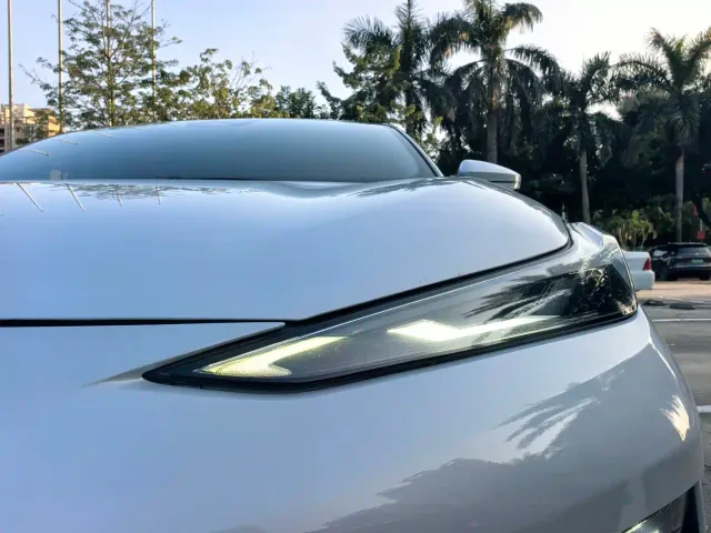 Geely Galaxy E8 — Фото автомобиля 12