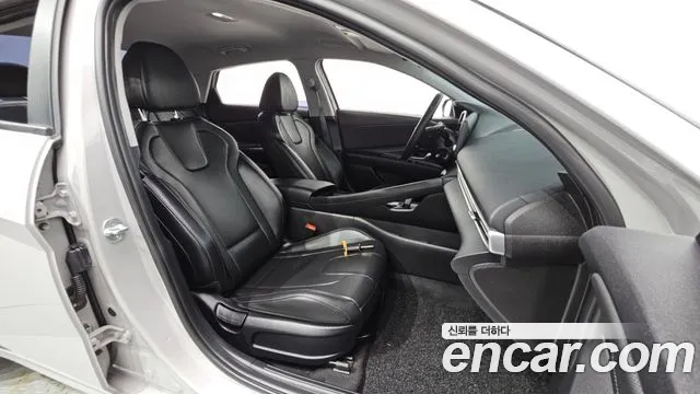 Hyundai AVANTE Smart — Фото автомобиля 25