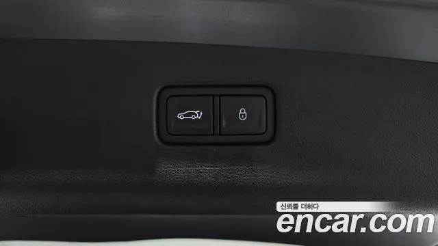 Genesis GV70 2.5T Бензин AWD — Фото автомобиля 18