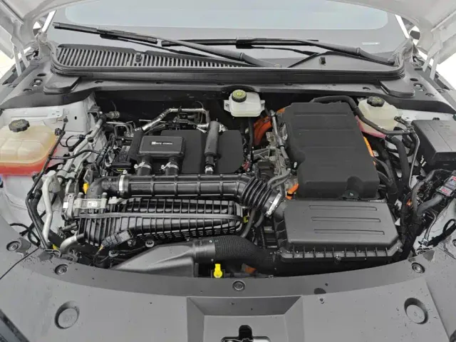 BYD Qin L — Фото автомобиля 10
