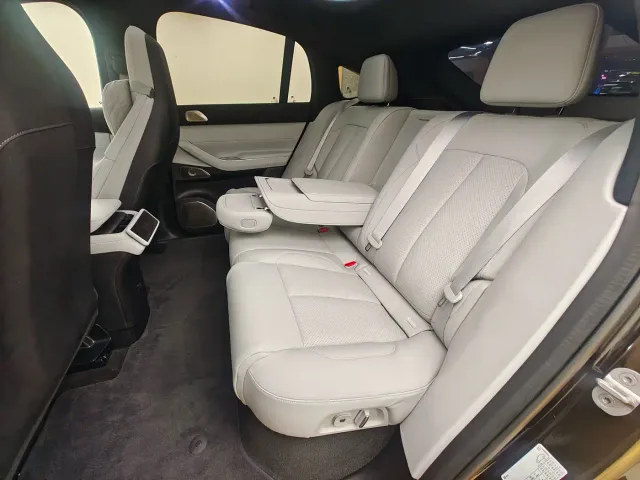Nio EC7 — Фото автомобиля 11