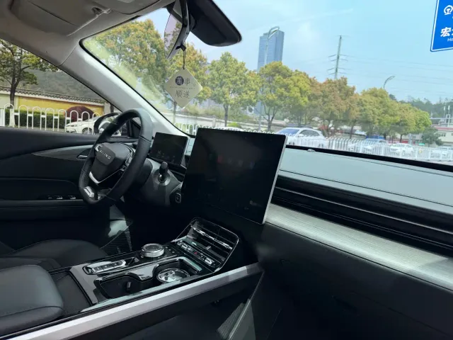Wuling Starlight — Фото автомобиля 8
