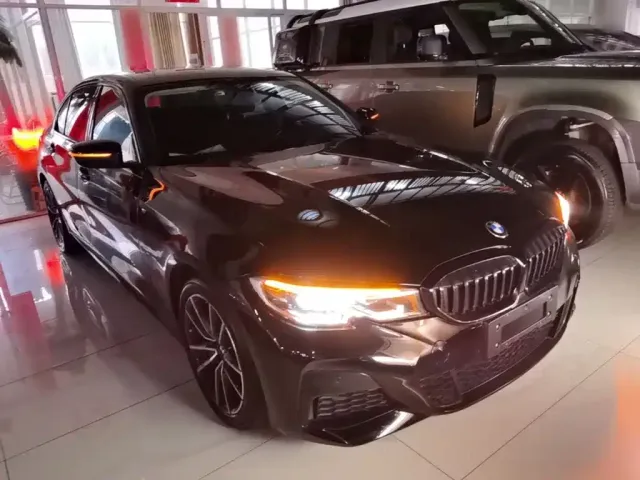 BMW 3 Series — Фото автомобиля 3