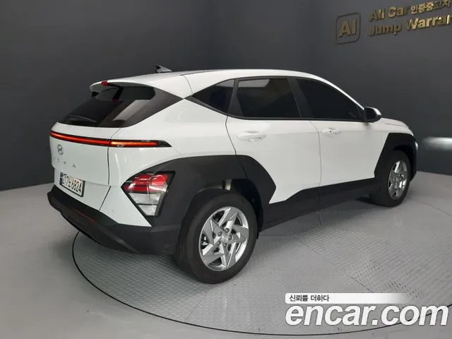 Hyundai Kona Kona (SX2) Бензин 1.6 турбо 2WD — Фото автомобиля 2