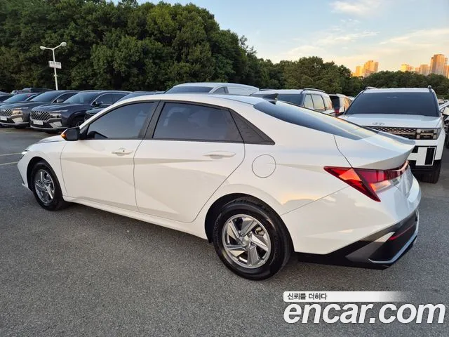 Hyundai AVANTE Новый Avante (CN7) 1.6 LPi (Для проката) — Фото автомобиля 3