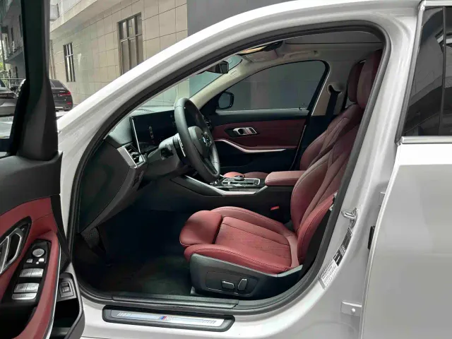 BMW 3 Series — Фото автомобиля 13