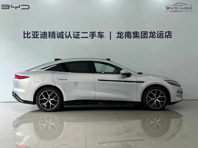 BYD Han L — Фото автомобиля 9