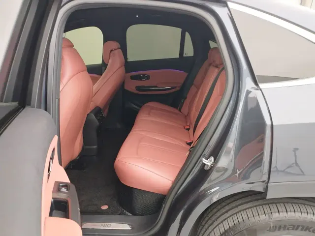Nio EC6 — Фото автомобиля 12
