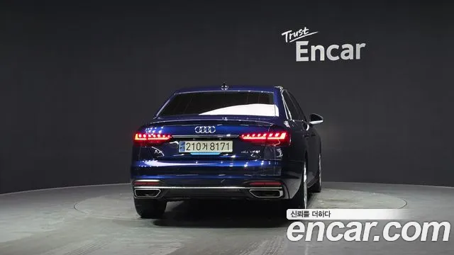 Audi A4 — Фото автомобиля 4