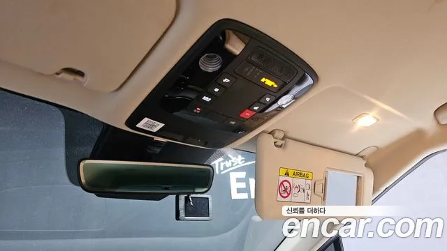 Kia Carnival Generation 4 — Фото автомобиля 18