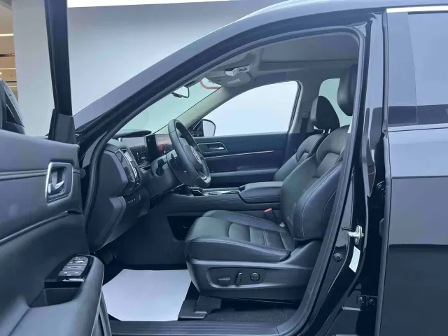 Nissan Terra — Фото автомобиля 10