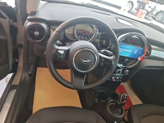MINI Hatch — Фото автомобиля 10