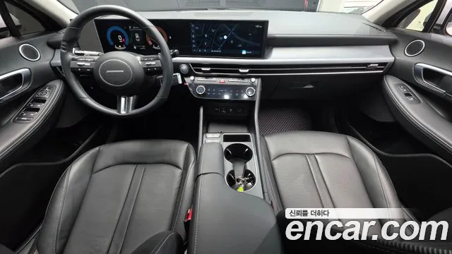 Hyundai Sonata — Фото автомобиля 10