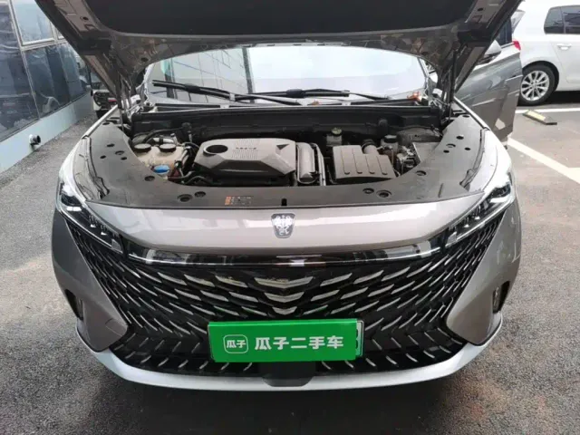 Roewe RX5 — Фото автомобиля 19