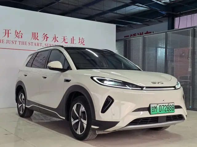 BYD Sealion 05 EV — Фото автомобиля 3