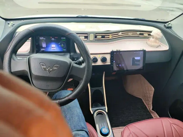 Wuling Hongguang Mini EV — Фото автомобиля 9