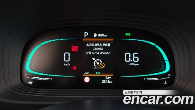 Hyundai Venue — Фото автомобиля 11
