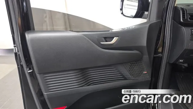 Hyundai Staria — Фото автомобиля 13