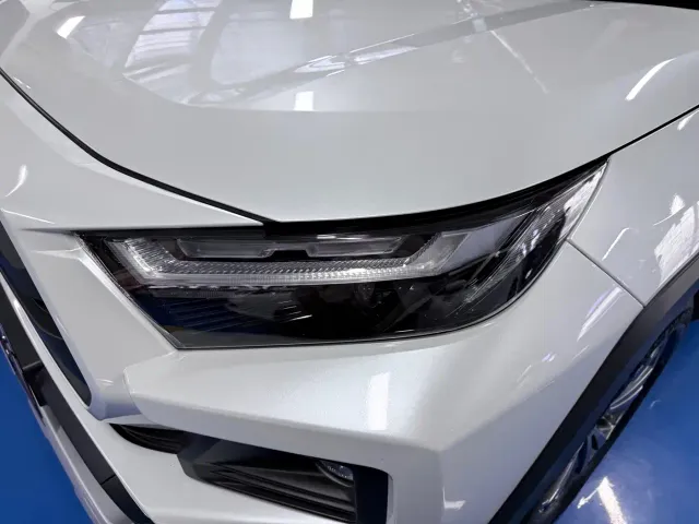 Toyota RAV4 — Фото автомобиля 4
