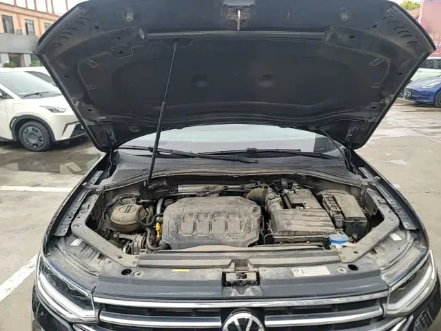 Volkswagen Tiguan L — Фото автомобиля 19