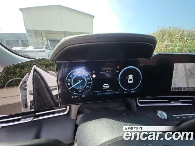 Hyundai Avante CN7 — Фото автомобиля 2