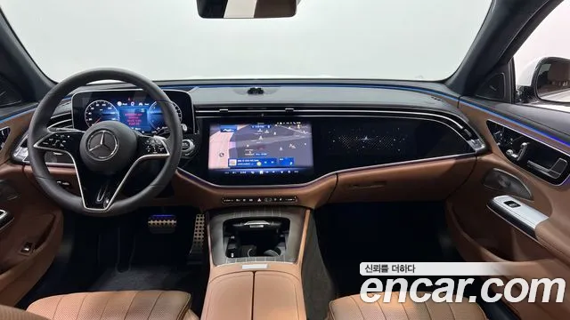 Mercedes-Benz E-Class — Фото автомобиля 7