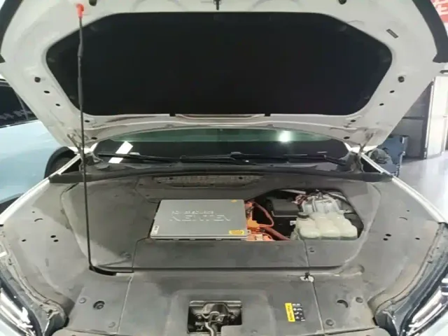 Nio EC6 — Фото автомобиля 19