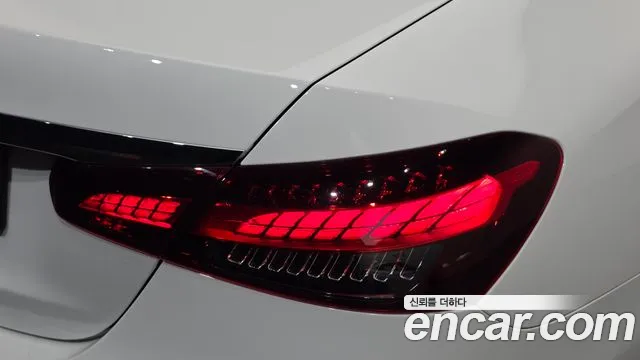 Mercedes-Benz E-Class W213 — Фото автомобиля 8